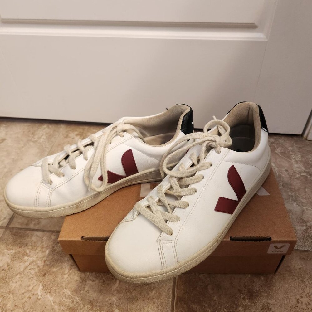 Veja Urca CWL Sneakers - White Marsala Black - Picture 2 of 3